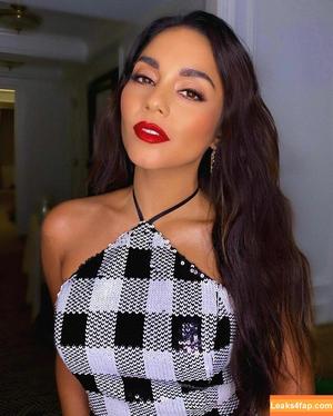 Vanessa Hudgens фото #0148