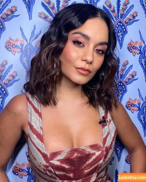 Vanessa Hudgens фото #0153
