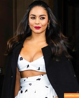 Vanessa Hudgens фото #0159