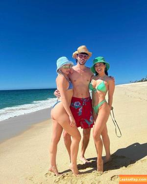 Vanessa Hudgens фото #0203