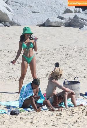 Vanessa Hudgens фото #0204