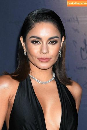 Vanessa Hudgens фото #0225