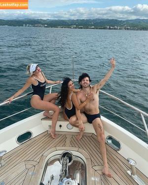 Vanessa Hudgens фото #0307