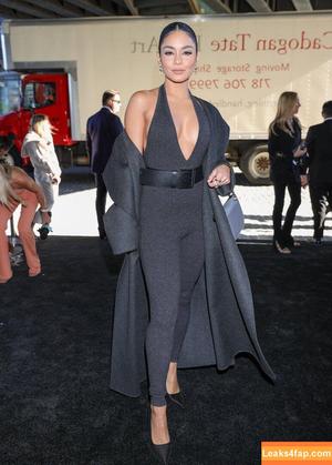 Vanessa Hudgens фото #0365