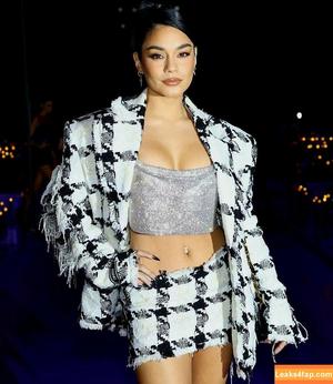 Vanessa Hudgens фото #0378