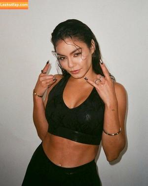 Vanessa Hudgens фото #0380