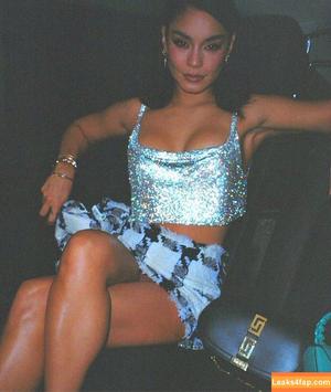 Vanessa Hudgens фото #0398