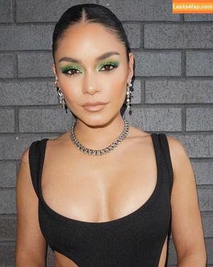 Vanessa Hudgens фото #0447