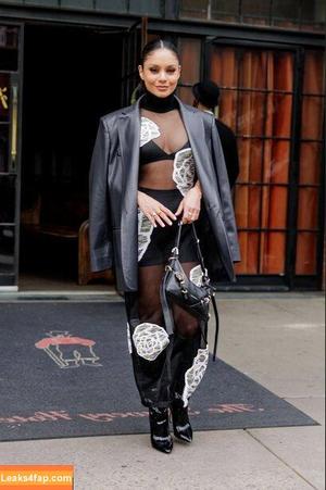 Vanessa Hudgens фото #0769