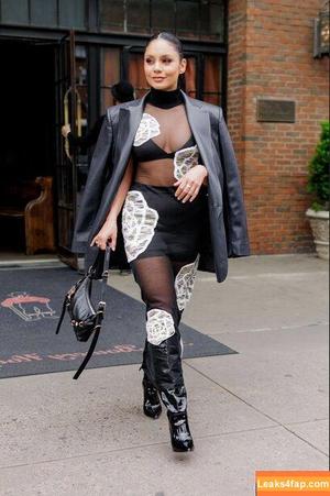 Vanessa Hudgens фото #0772