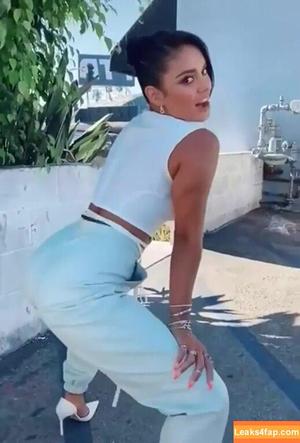 Vanessa Hudgens фото #0840