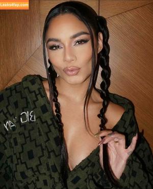 Vanessa Hudgens фото #0879