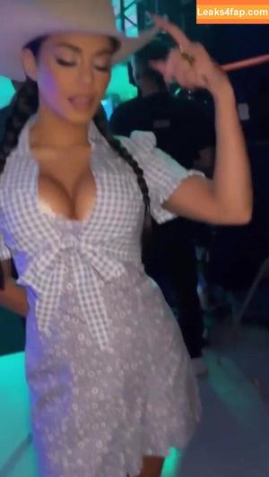 Vanessa Hudgens фото #0915