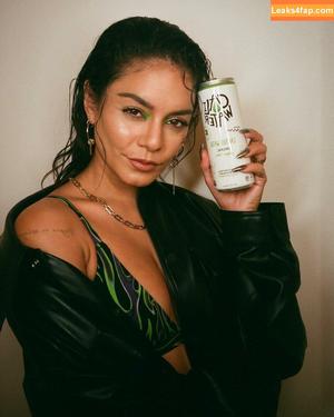 Vanessa Hudgens фото #0928