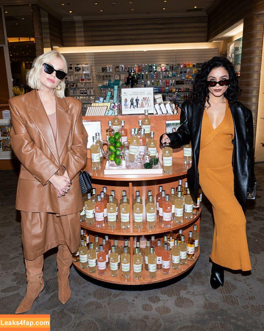 Vanessa Hudgens / VanessaHudgens leaked photo photo #1067