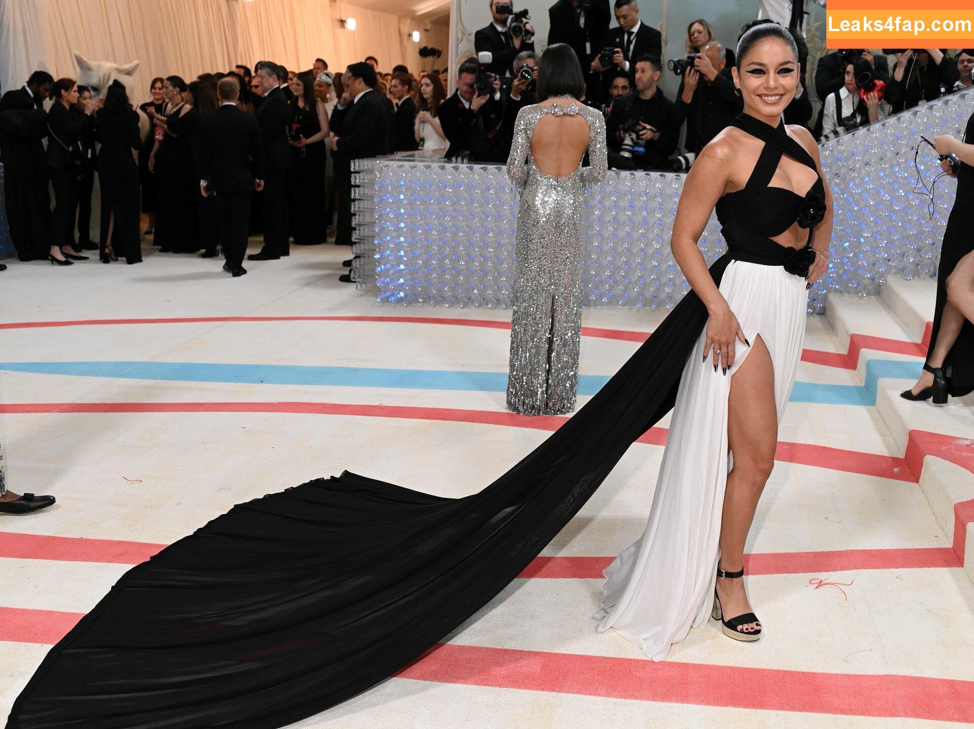 Vanessa Hudgens / VanessaHudgens слитое фото фото #1222