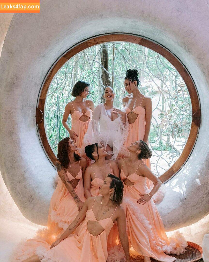 Vanessa Hudgens / VanessaHudgens слитое фото фото #1290