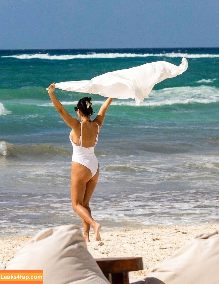 Vanessa Hudgens / VanessaHudgens слитое фото фото #1312