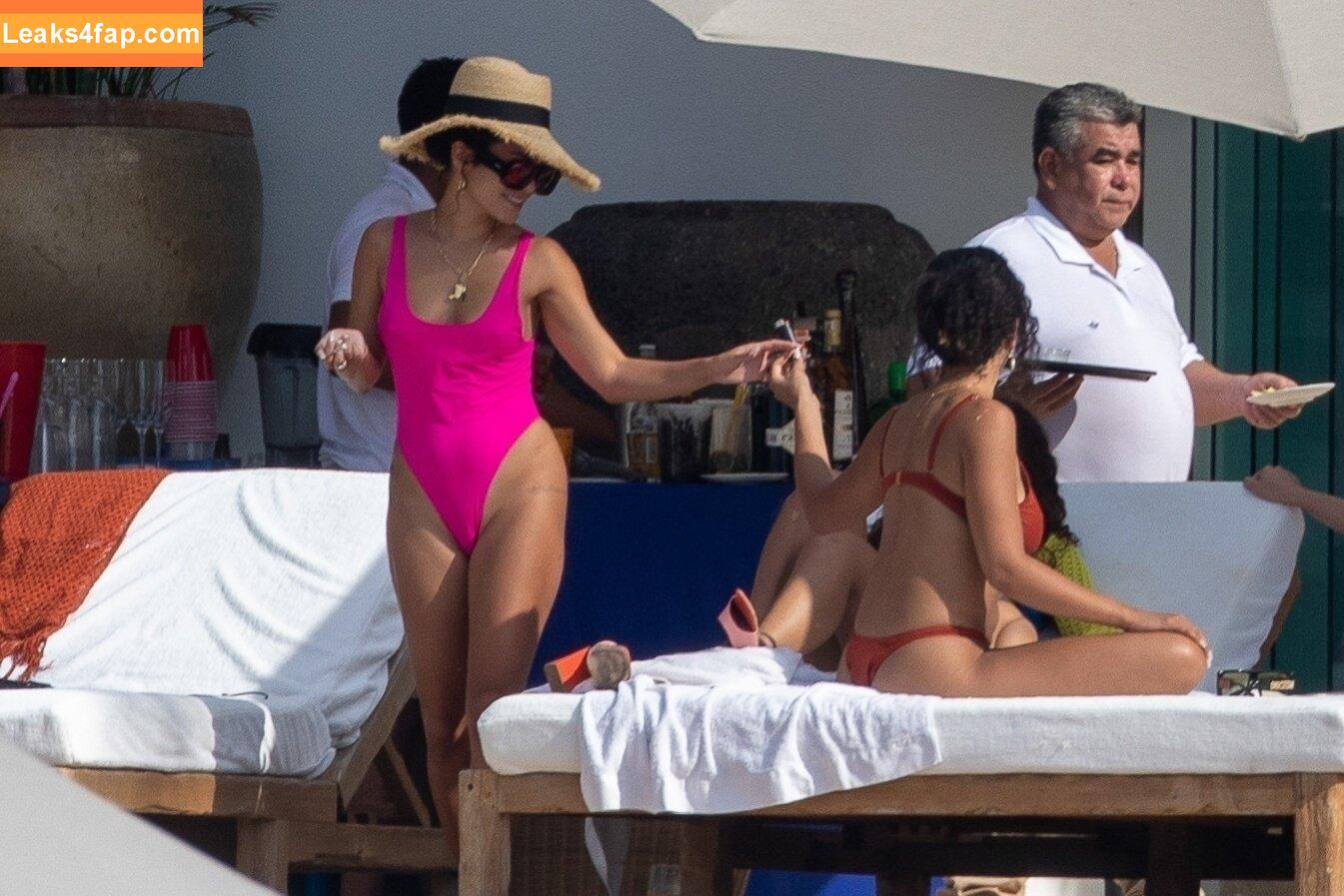 Vanessa Hudgens / VanessaHudgens leaked photo photo #1544