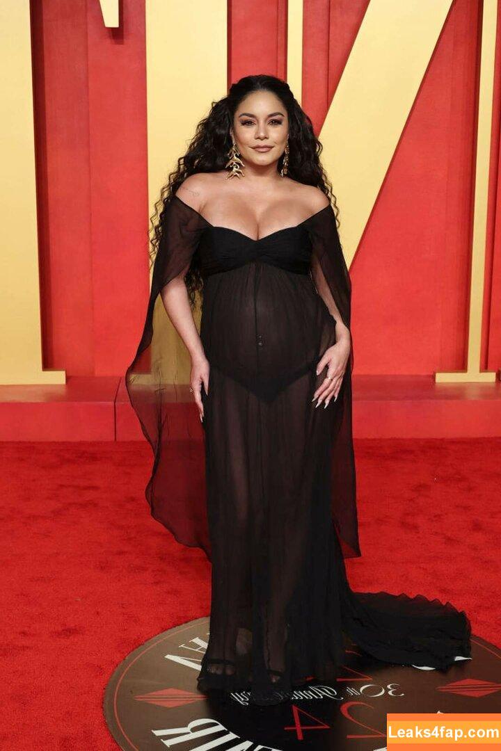 Vanessa Hudgens / VanessaHudgens leaked photo photo #1596