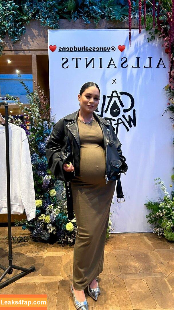 Vanessa Hudgens / VanessaHudgens leaked photo photo #1636