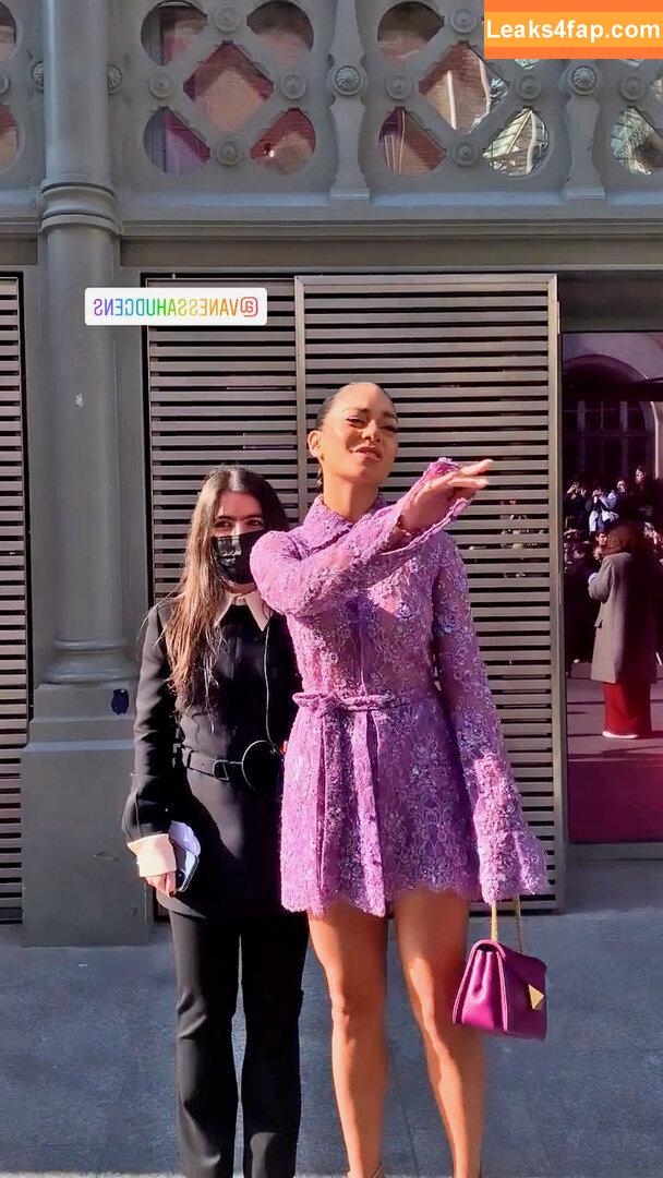 Vanessa Hudgens / VanessaHudgens leaked photo photo #1657