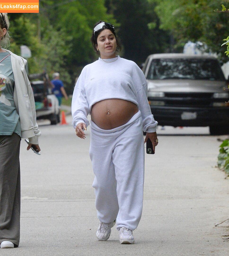 Vanessa Hudgens / VanessaHudgens leaked photo photo #1697