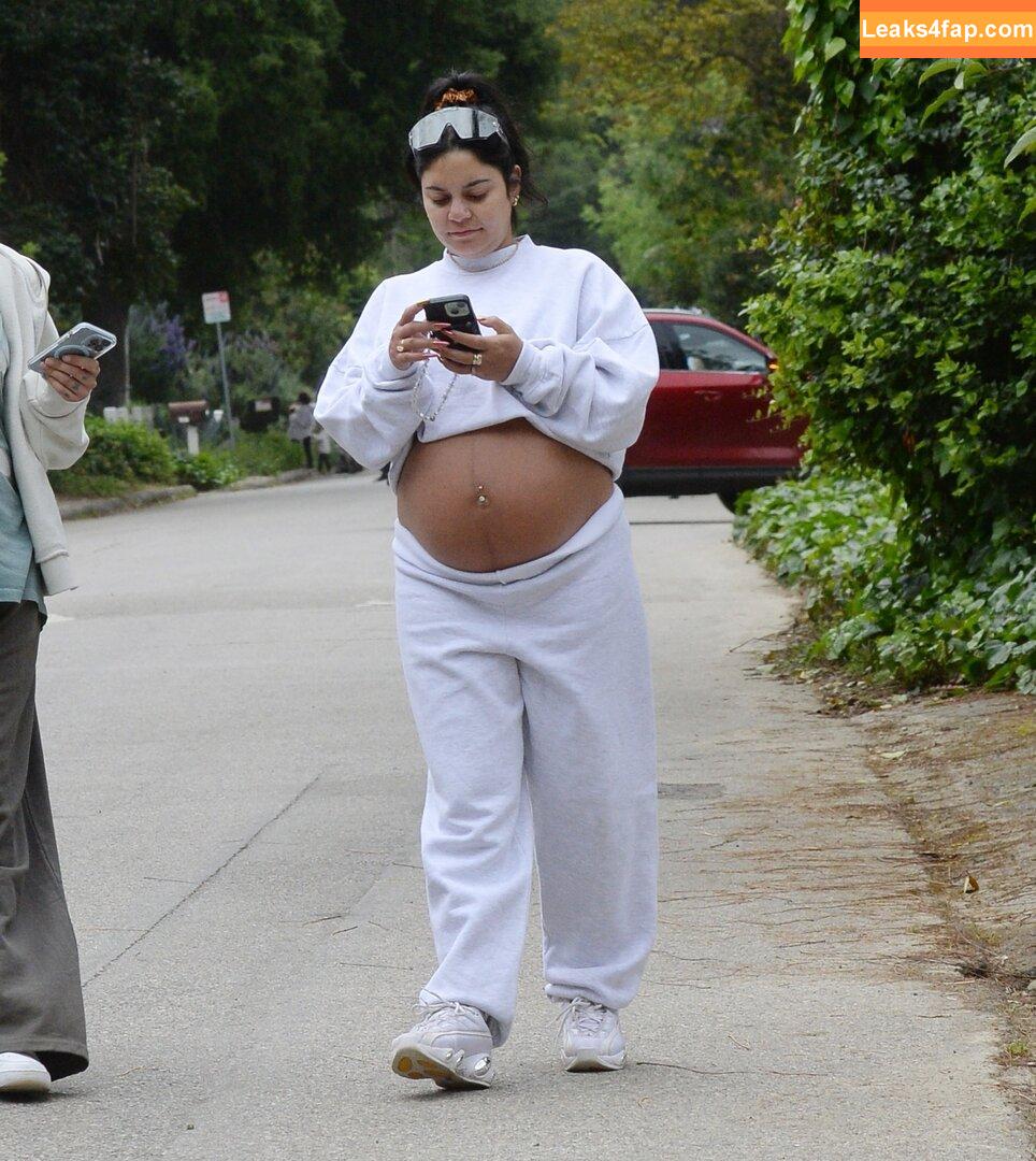 Vanessa Hudgens / VanessaHudgens leaked photo photo #1703