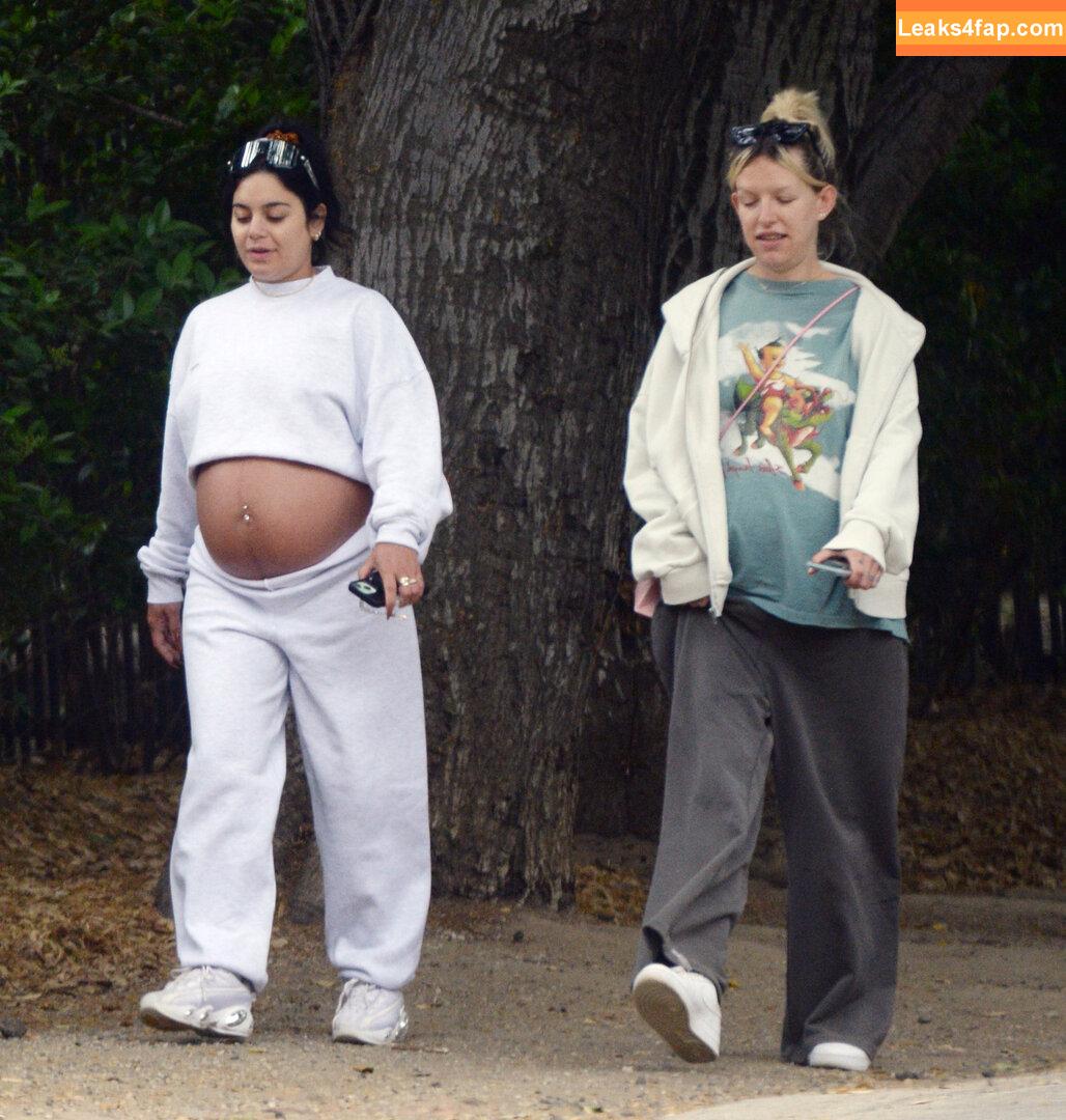 Vanessa Hudgens / VanessaHudgens leaked photo photo #1704