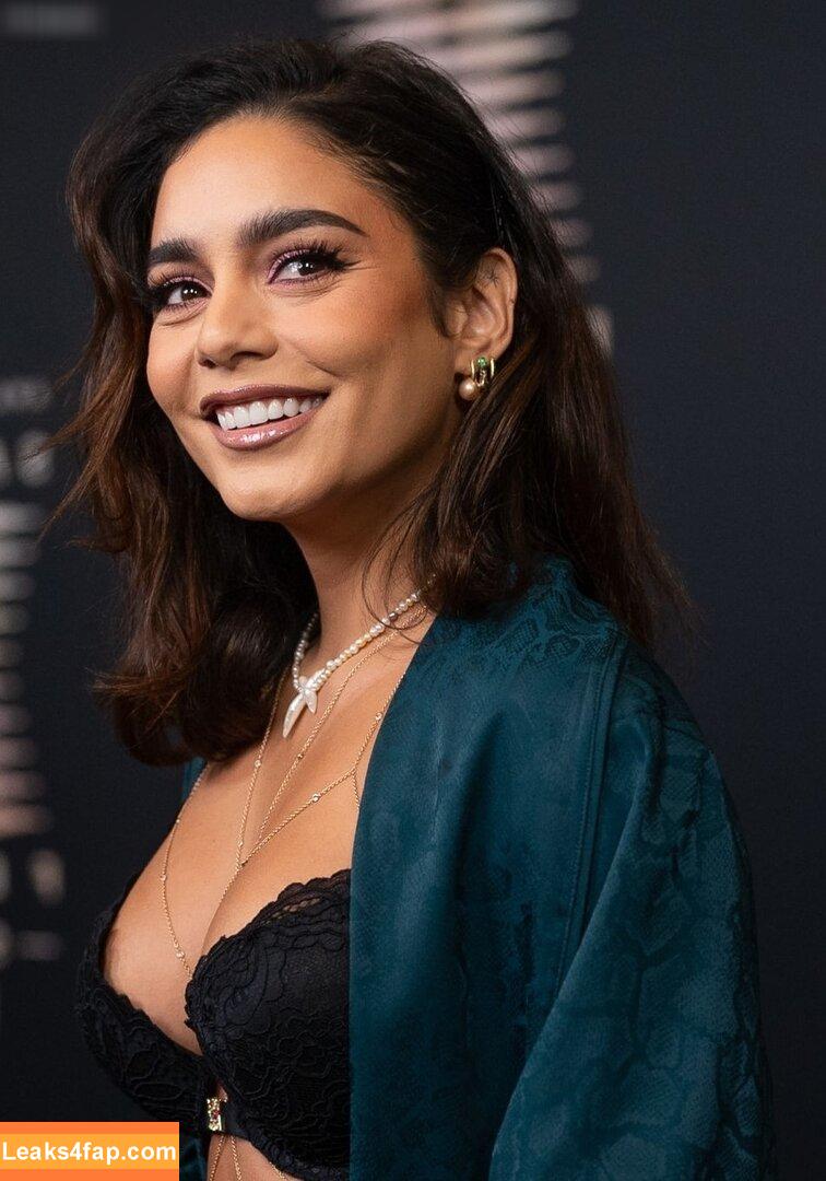 Vanessa Hudgens / VanessaHudgens leaked photo photo #1785