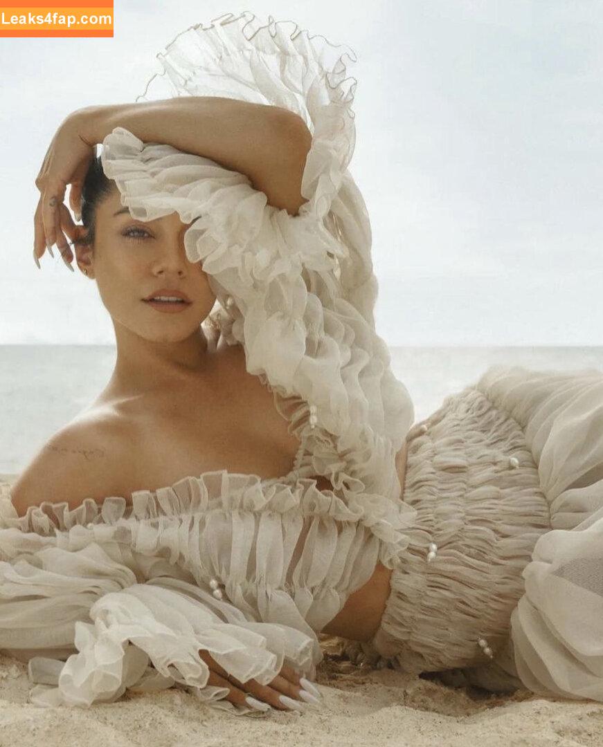 Vanessa Hudgens / VanessaHudgens leaked photo photo #1818