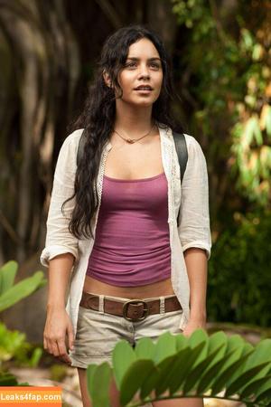 Vanessa Hudgens фото #1112