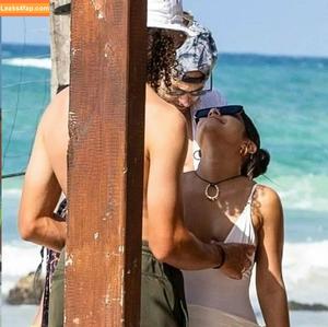 Vanessa Hudgens фото #1302