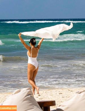 Vanessa Hudgens фото #1312