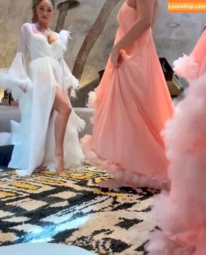 Vanessa Hudgens фото #1354