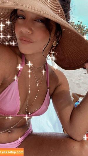 Vanessa Hudgens фото #1365