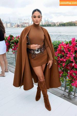 Vanessa Hudgens фото #1409