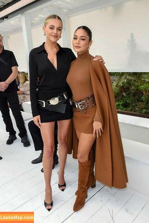 Vanessa Hudgens фото #1411