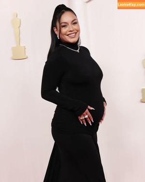 Vanessa Hudgens photo #1585