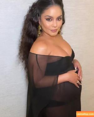 Vanessa Hudgens photo #1605