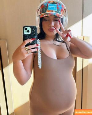 Vanessa Hudgens photo #1633