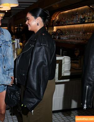 Vanessa Hudgens photo #1634