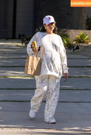 Vanessa Hudgens photo #1730