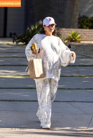 Vanessa Hudgens photo #1731