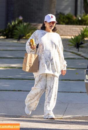 Vanessa Hudgens photo #1733