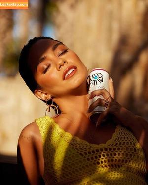 Vanessa Hudgens photo #1791