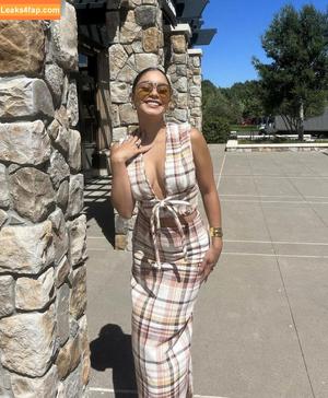 Vanessa Hudgens photo #1872