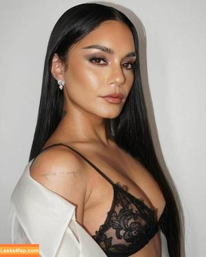 Vanessa Hudgens photo #1909