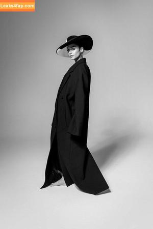 Vanessa Hudgens photo #1919