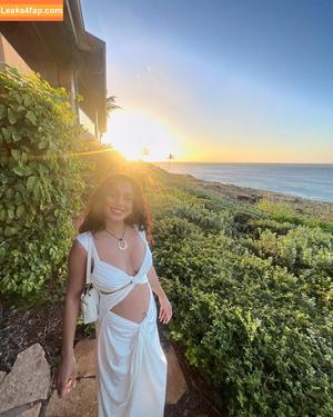 Vanessa Hudgens photo #1928